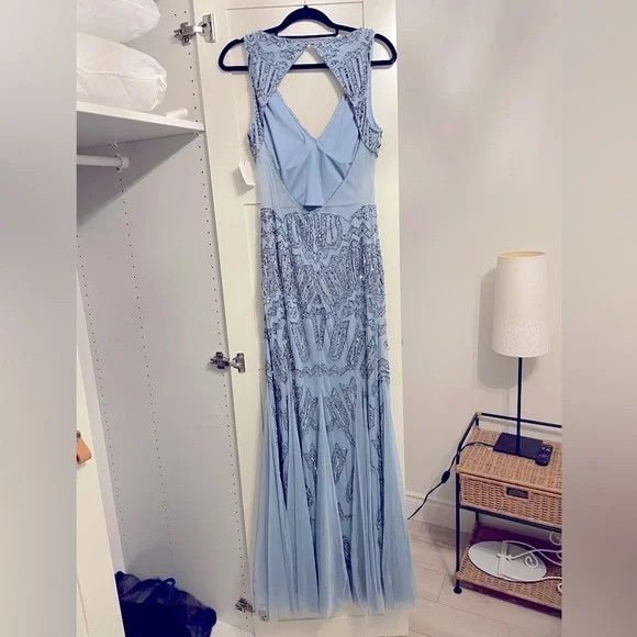 Adrianna Papell Sleeveless
Beaded Mermaid Gown In Blue size 8 - Picture 9 of 15